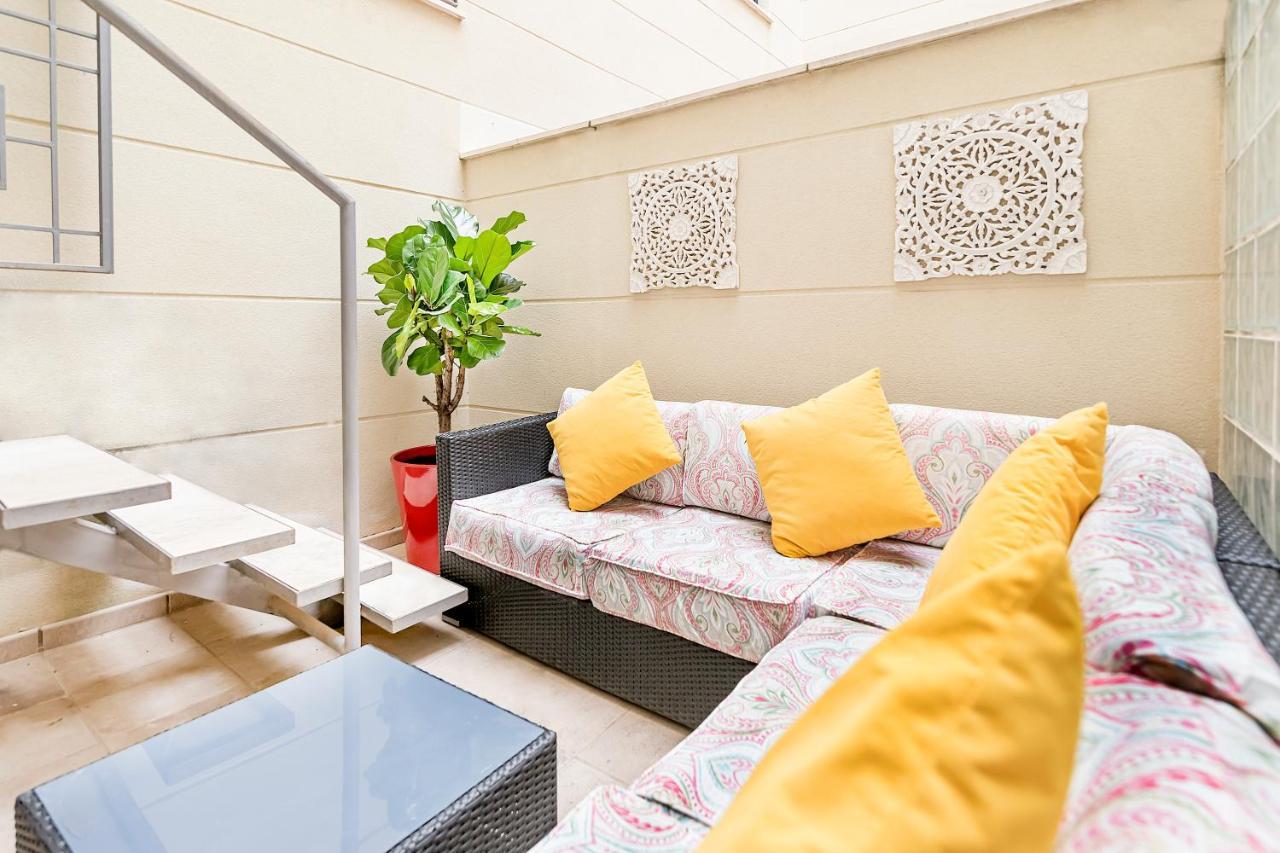 Maba/Private Backyard/Walk To Downtown/Large Smart Tv Leilighet Málaga Eksteriør bilde
